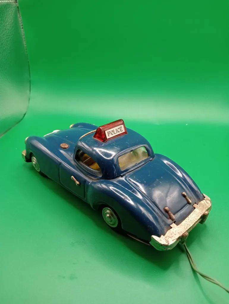 Lincoln International Police Car.webp