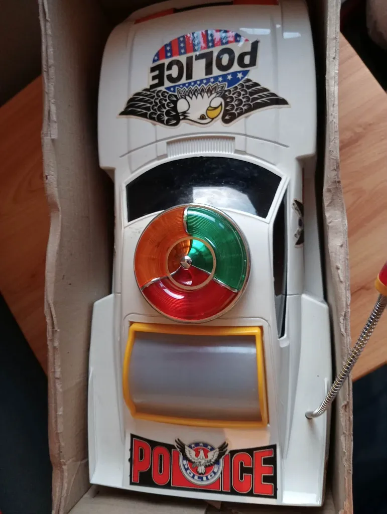 Voiture de Police Vintage 36 cm.webp