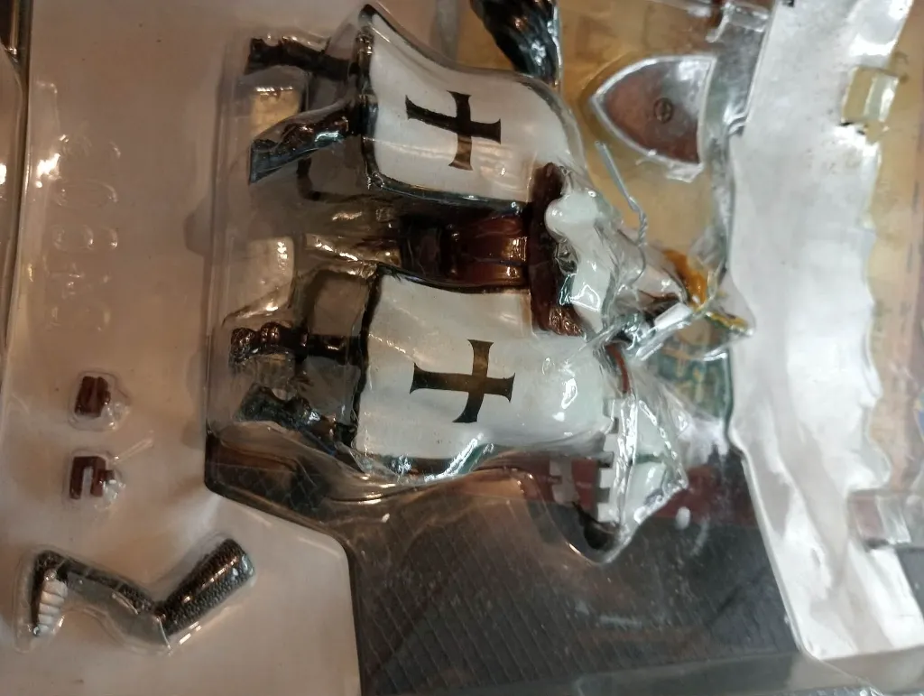 4D Warriors – Puzzle 3D “Teutonic Grand Master” XIVe siècle (4D Master)