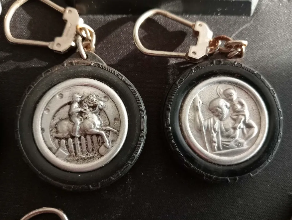 10 porte‑clés pneu.webp