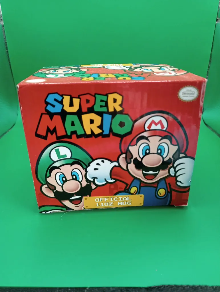Mug Super Mario (1987–2006) — rétro gaming — dans sa boîte