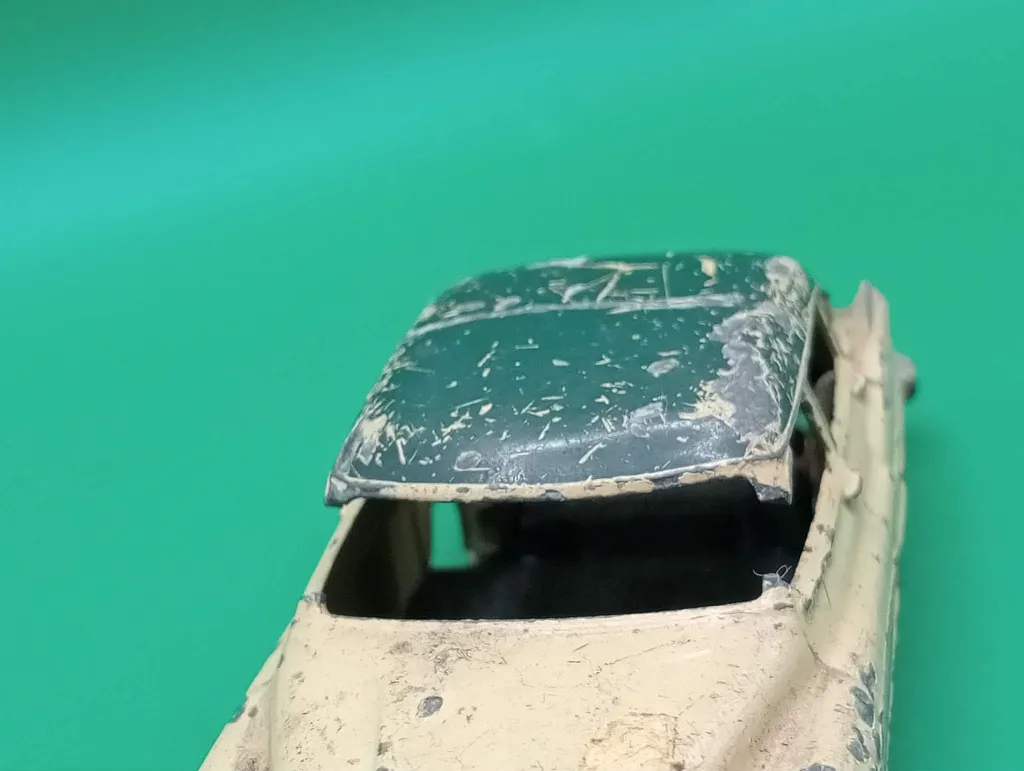 Buick Roadmaster Dinky Toys.webp