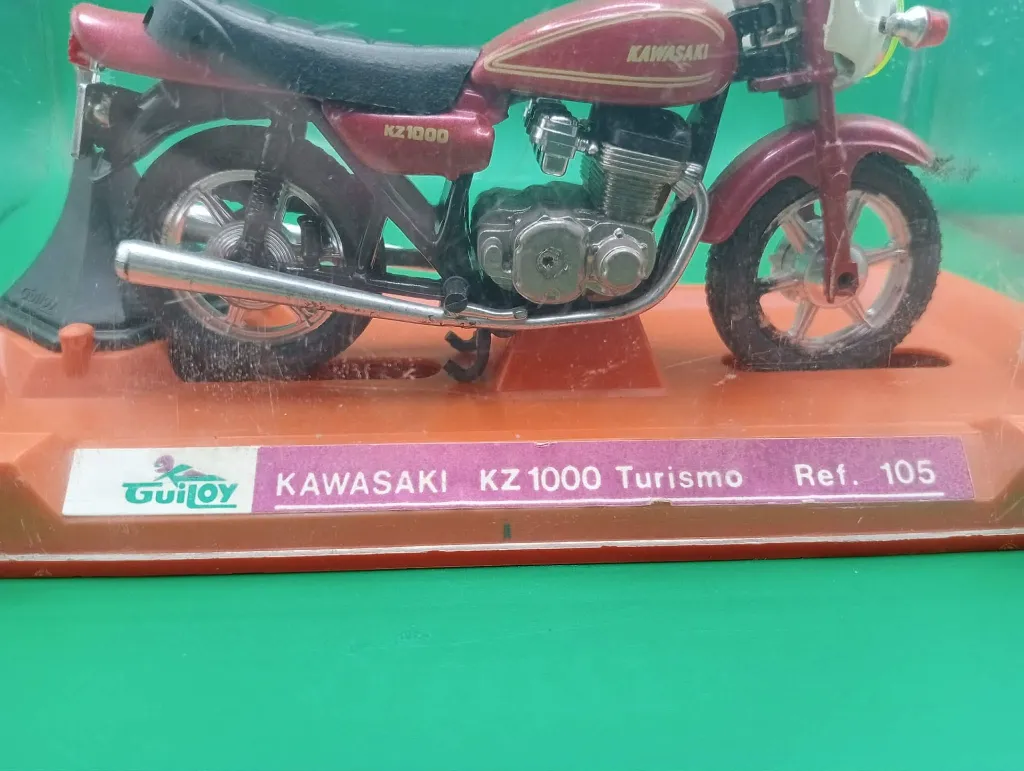 Kawasaki KZ1000 Turismo.webp