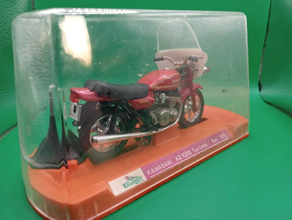 Kawasaki KZ1000 Turismo.webp