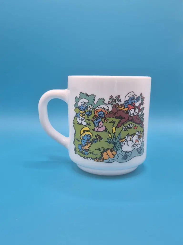 Tasse schtroumpfs Bénédictin 1989.webp