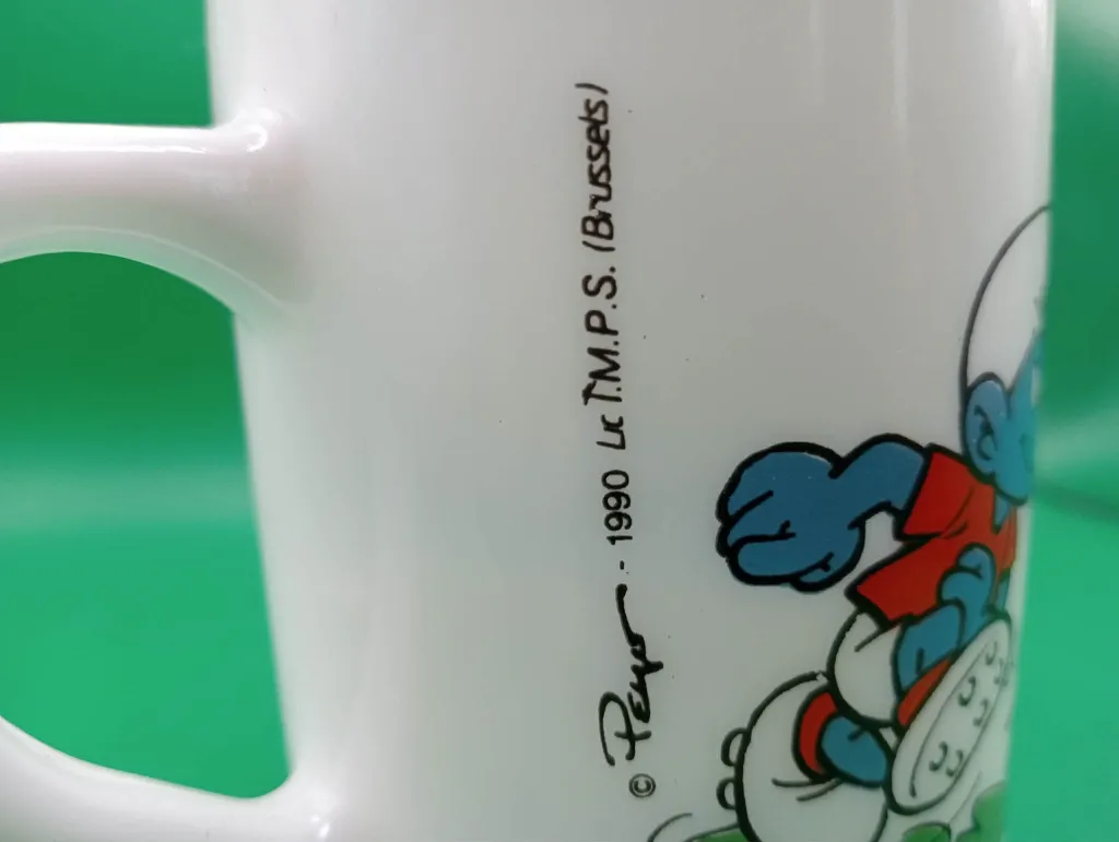 Tasse Schtroumpfs Football.webp