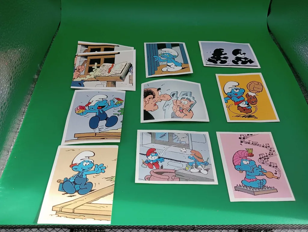 Lot 10 autocollants Schtroumpfs