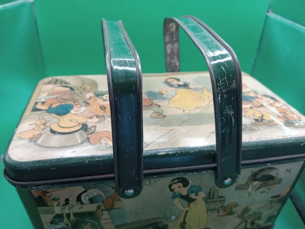 Boîte métallique vintage Blanche‑Neige – J. Schuybroek S.A. – Disney
