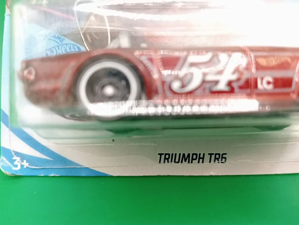 Hot Wheels Triumph TR5.webp