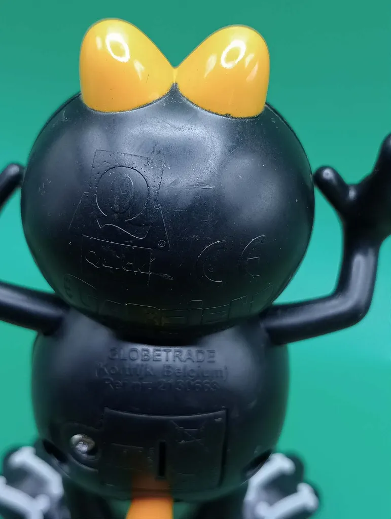Figurine Garfield squelette