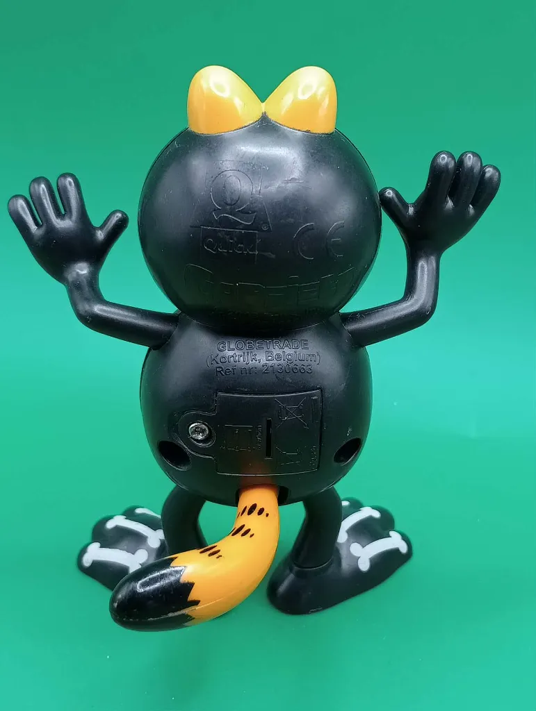 Figurine Garfield squelette
