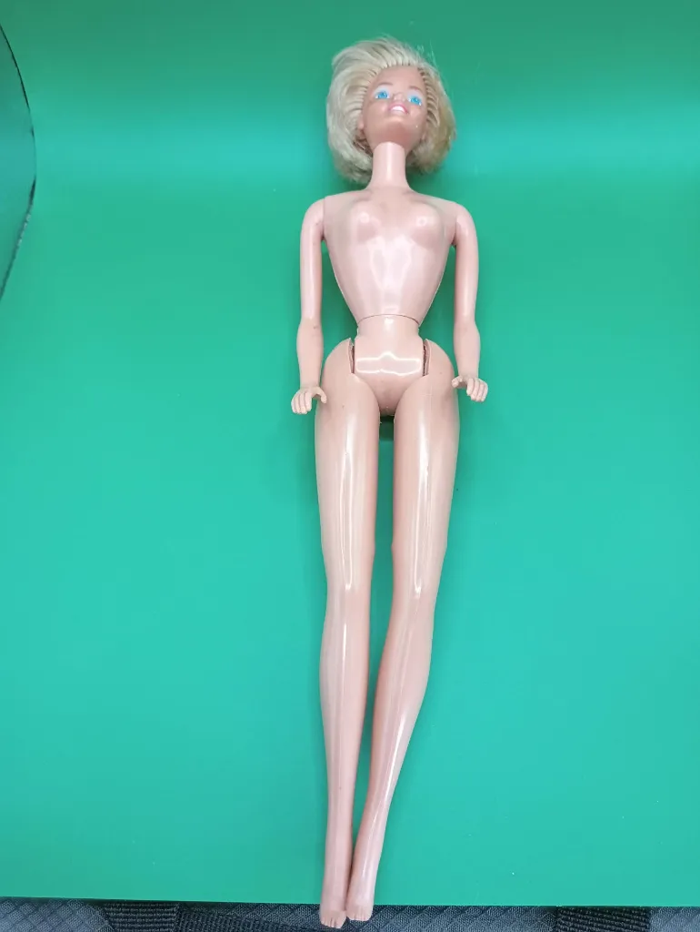 Barbie 1966 Hong Kong – Poupée Mattel vintage articulée