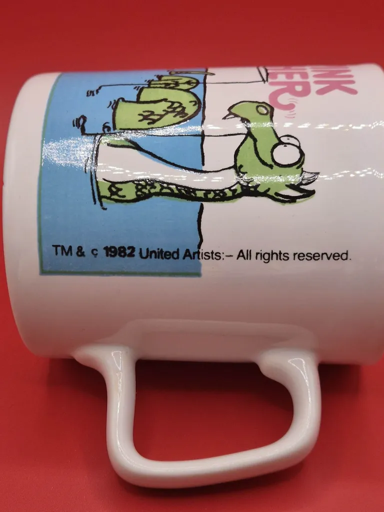 Mug Pink Panther 1982 – pêche – îlot – monstre marin – United Artists – vintage