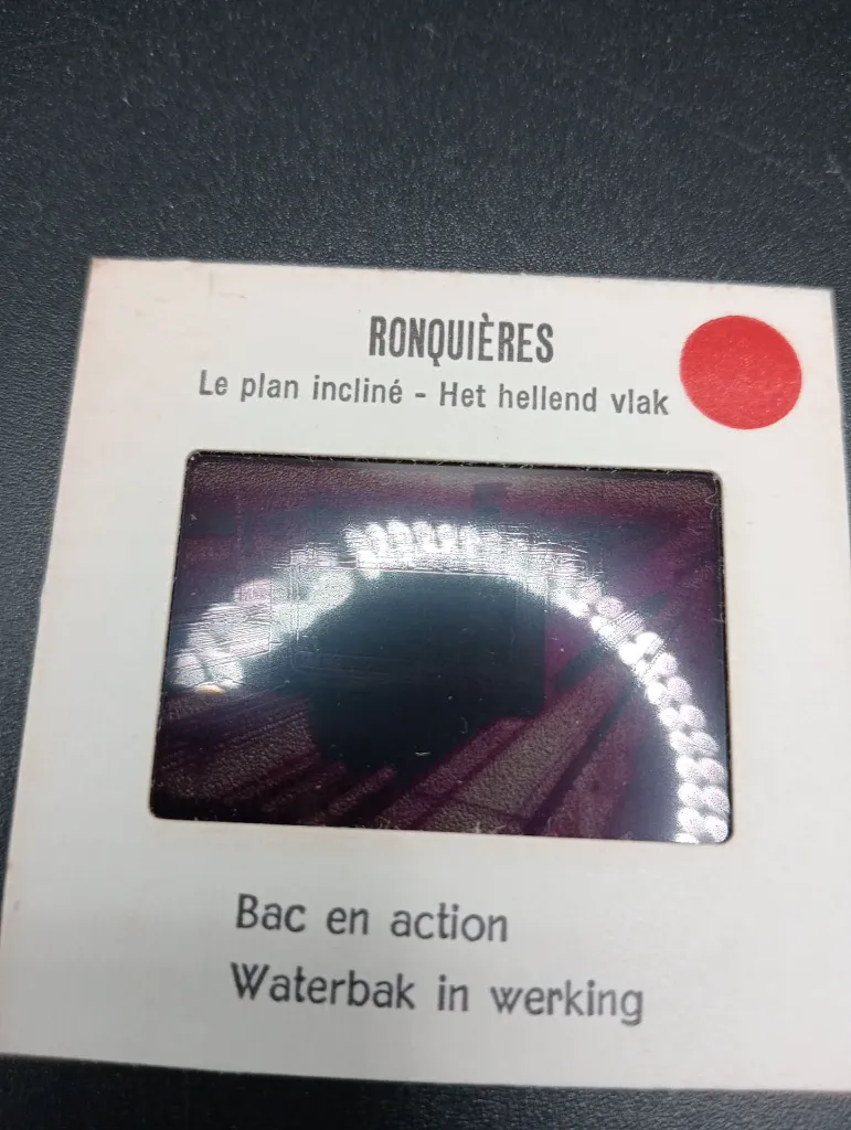 Diapositives Ronquières – Photo H. Ladendorff – série touristique – vues du plan incliné – bilingue français néerlandais – lot de 5 diapositives d’époque