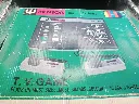 Console Mentor Colour TV Game – console de jeux vidéo vintage – boîte d’origine présente – câble TV visible – manettes absentes – alimentation 9 Volts DC absente