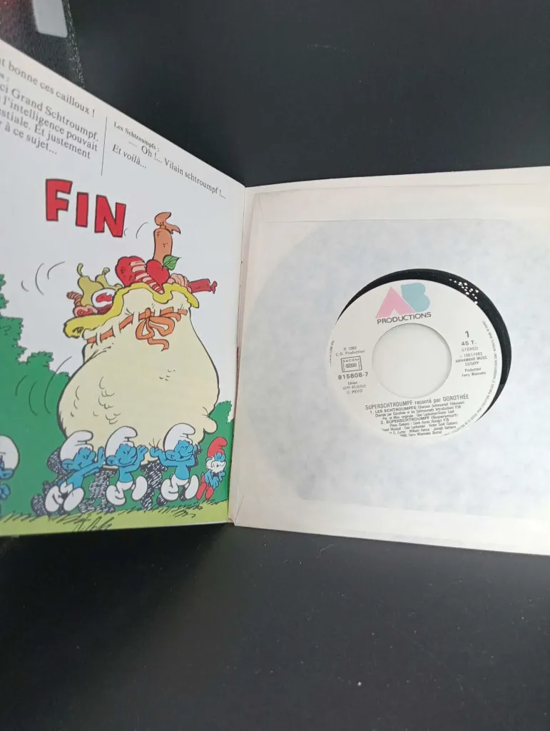 Livre-disque Superschtroumpf – AB Productions – 1983 – 45 tours raconté par Dorothée – livret illustré Peyo – disque vinyle présent
