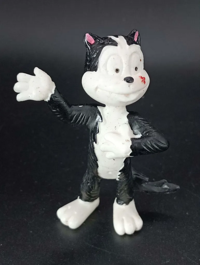 Figurine Hercule – Pif et Hercule – Yolanda 1991 – chat noir et blanc en PVC – personnage de bande dessinée vintage – traces d’usage
