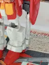 Gundam Heavyarms XXXG-01H Bandai 1995 à l’échelle 1/144, maquette montée en boîte avec petite cassure sur l’emblème jaune de la tête