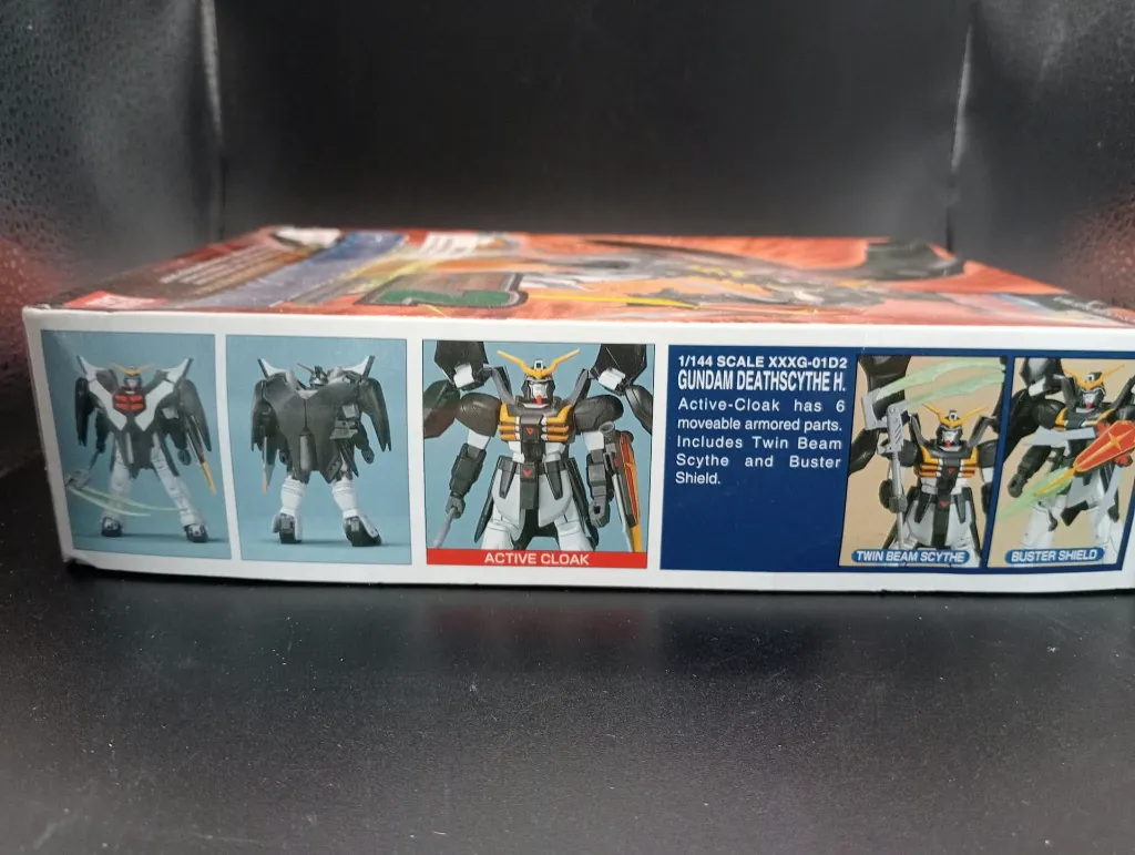Gundam Deathscythe Hell XXXG-01D2 Bandai 1995 à l’échelle 1/144, maquette montée noire et blanche avec Active Cloak, boîte et notice d’origine
