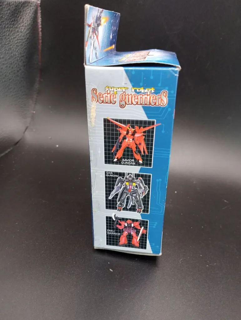 Ancienne maquette non officielle Force Impulse Gundam Série Guerriers distribuée sous la marque DM Mangas, pièces couleur sous sachet, boîte et notice illustrée