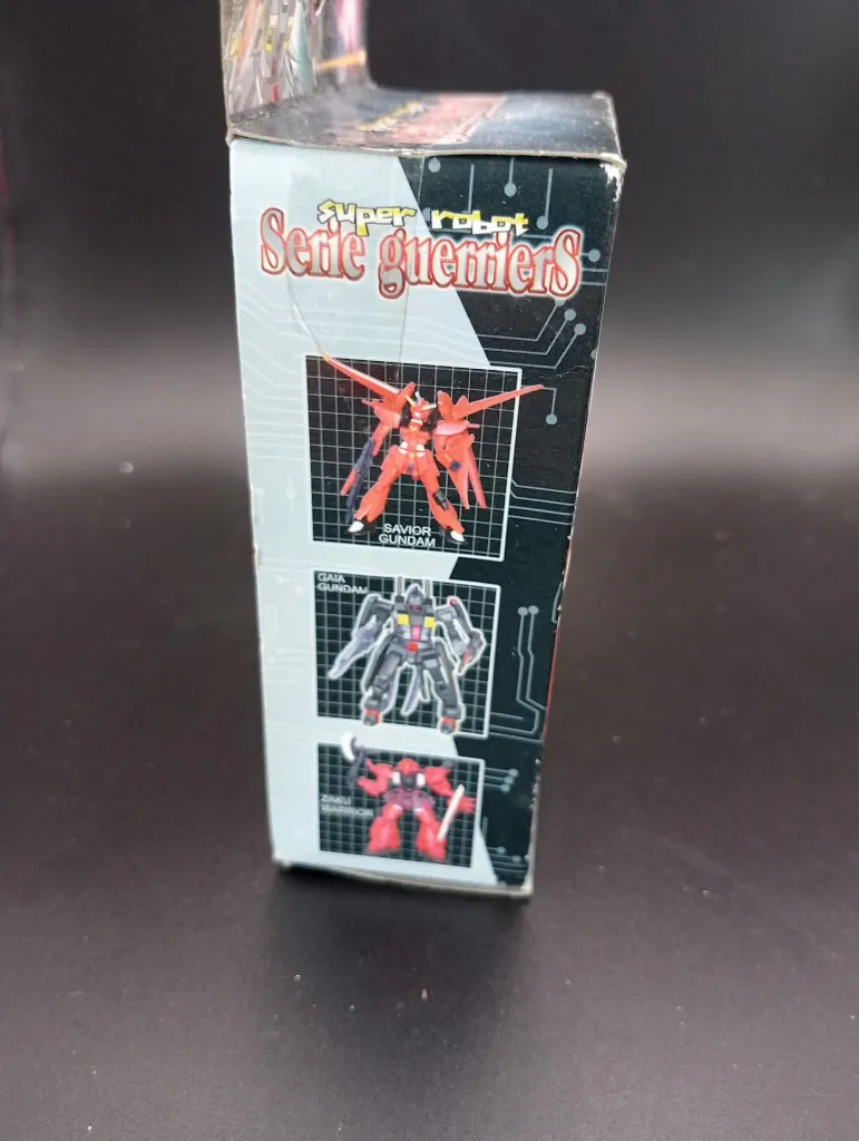 Ancienne maquette non officielle Force Impulse Gundam Série Guerriers distribuée sous la marque DM Mangas, pièces couleur sous sachet, boîte et notice illustrée