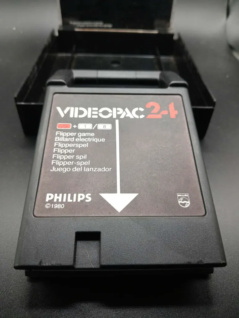 Retrospel Philips Videopac 24 Flipper uit 1980 met zwarte cartridge, harde doos met kleurrijke flipperkast en originele handleiding