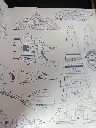 Libro francés Les Grandes Batailles de l’Espace de Stewart Cowley y Charles Herridge con cubierta roja, nave espacial y esquina superior muy deteriorada