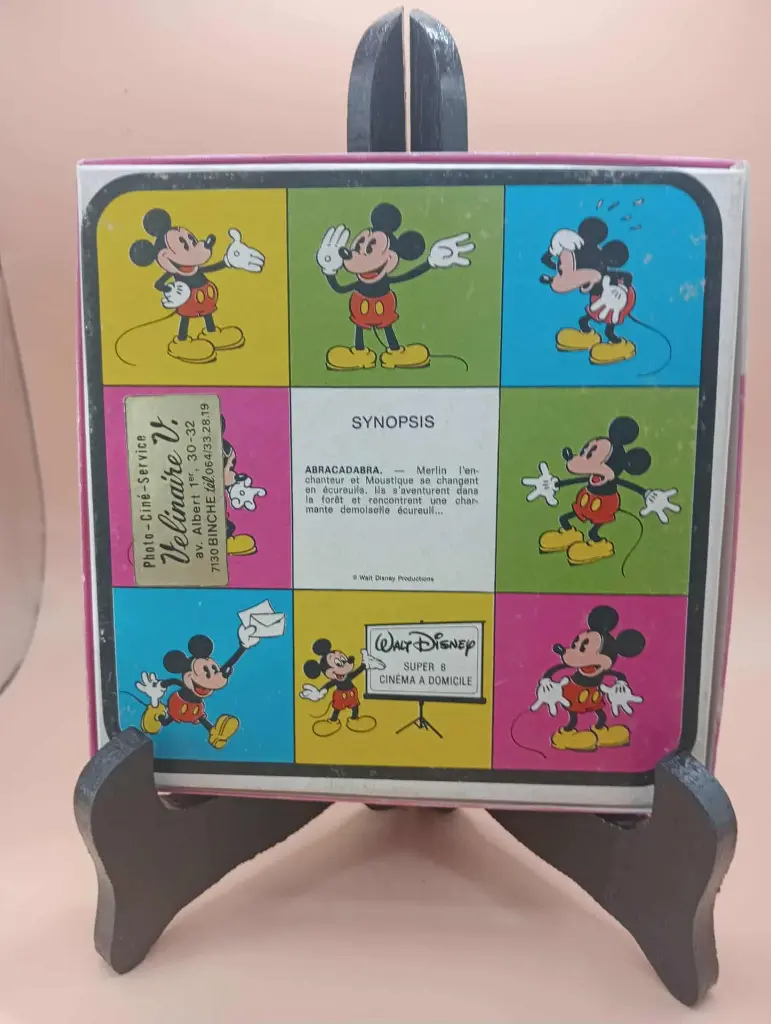 Walt Disney super 8 Merlin l'Enchanteur "Abracadabra"