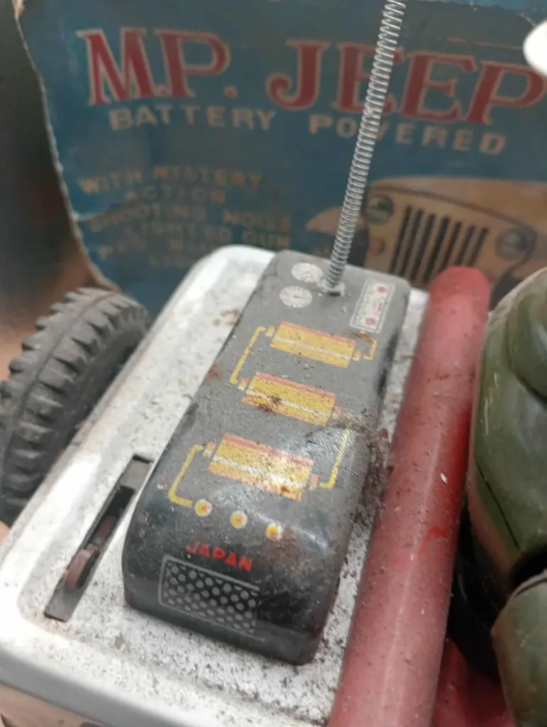 MP Jeep – Vintage 1960s – Mystery Action – Rare avec boîte !