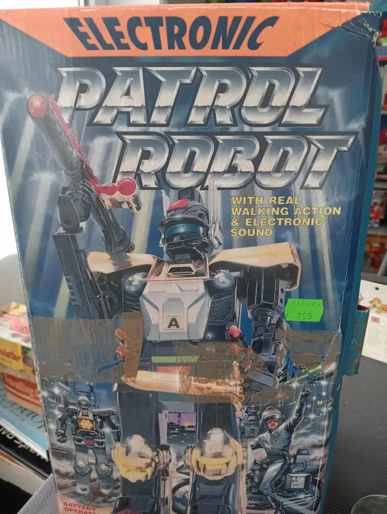 Electronic Patrol Robot 2001 – Vintage
