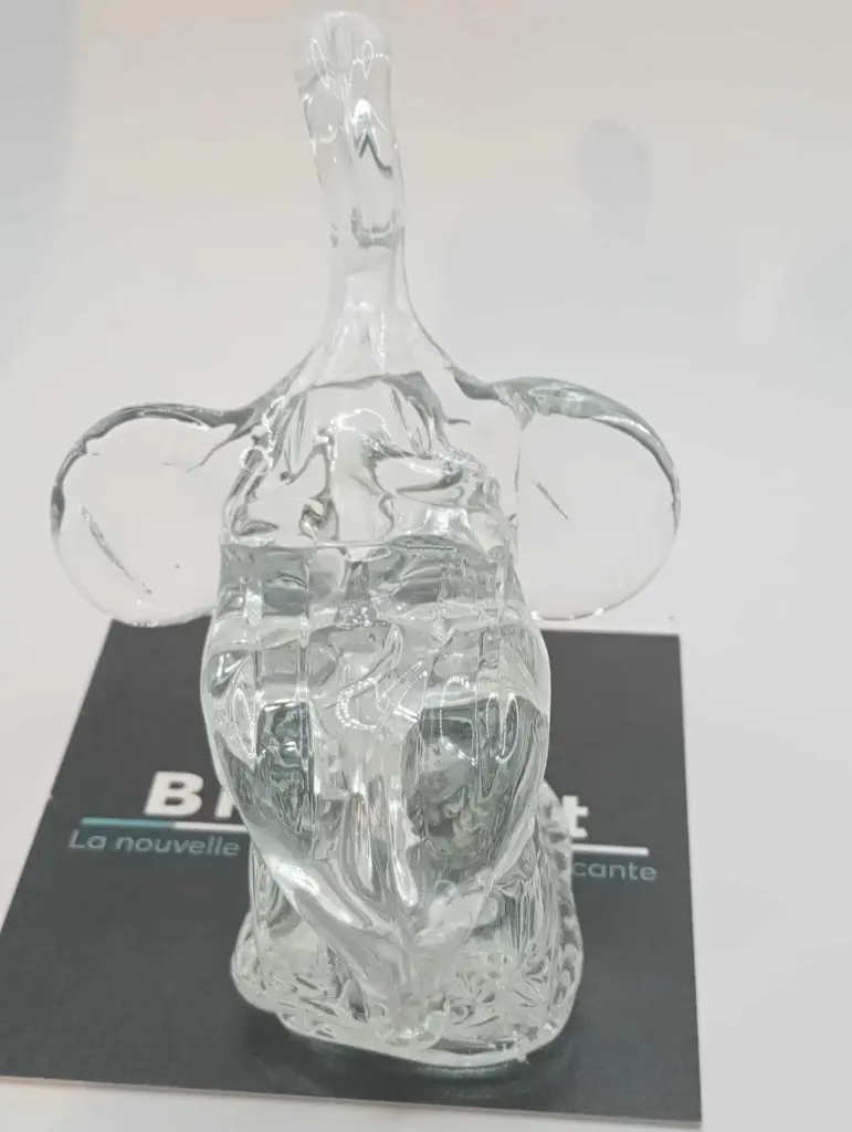 Éléphant en verre
