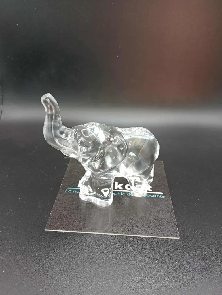 Éléphant en cristal