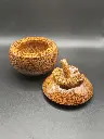 Pièce artisanale décorative en forme de mangoustan