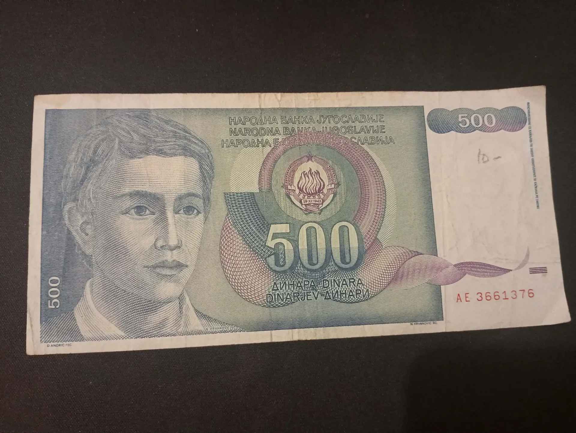 Banconota 500 dinara Jugoslavia 1990 – Giovane & paesaggio montano