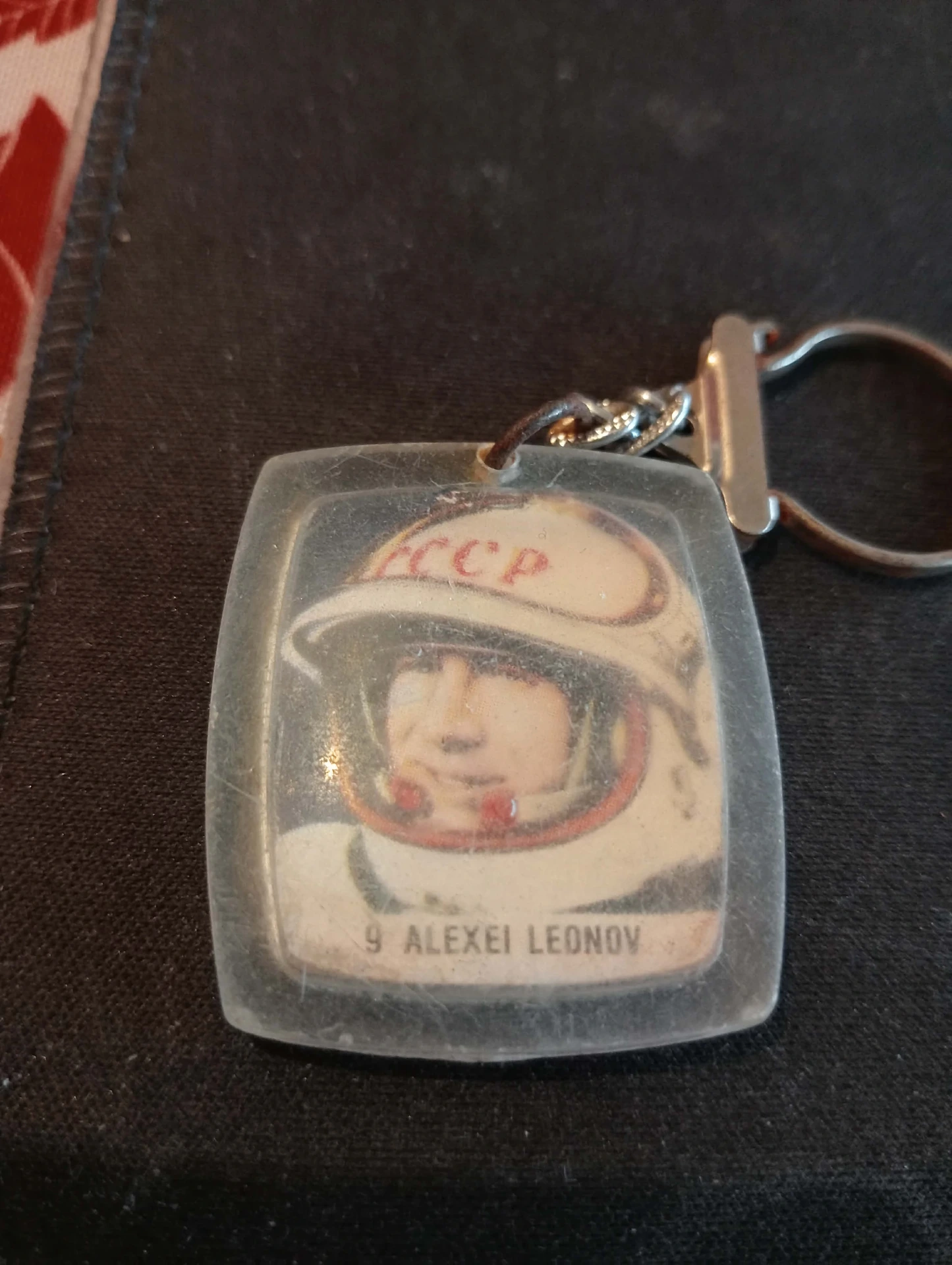 Porte-clé BN Super Casse-Croûte – Alexei Leonov n°9 – vintage