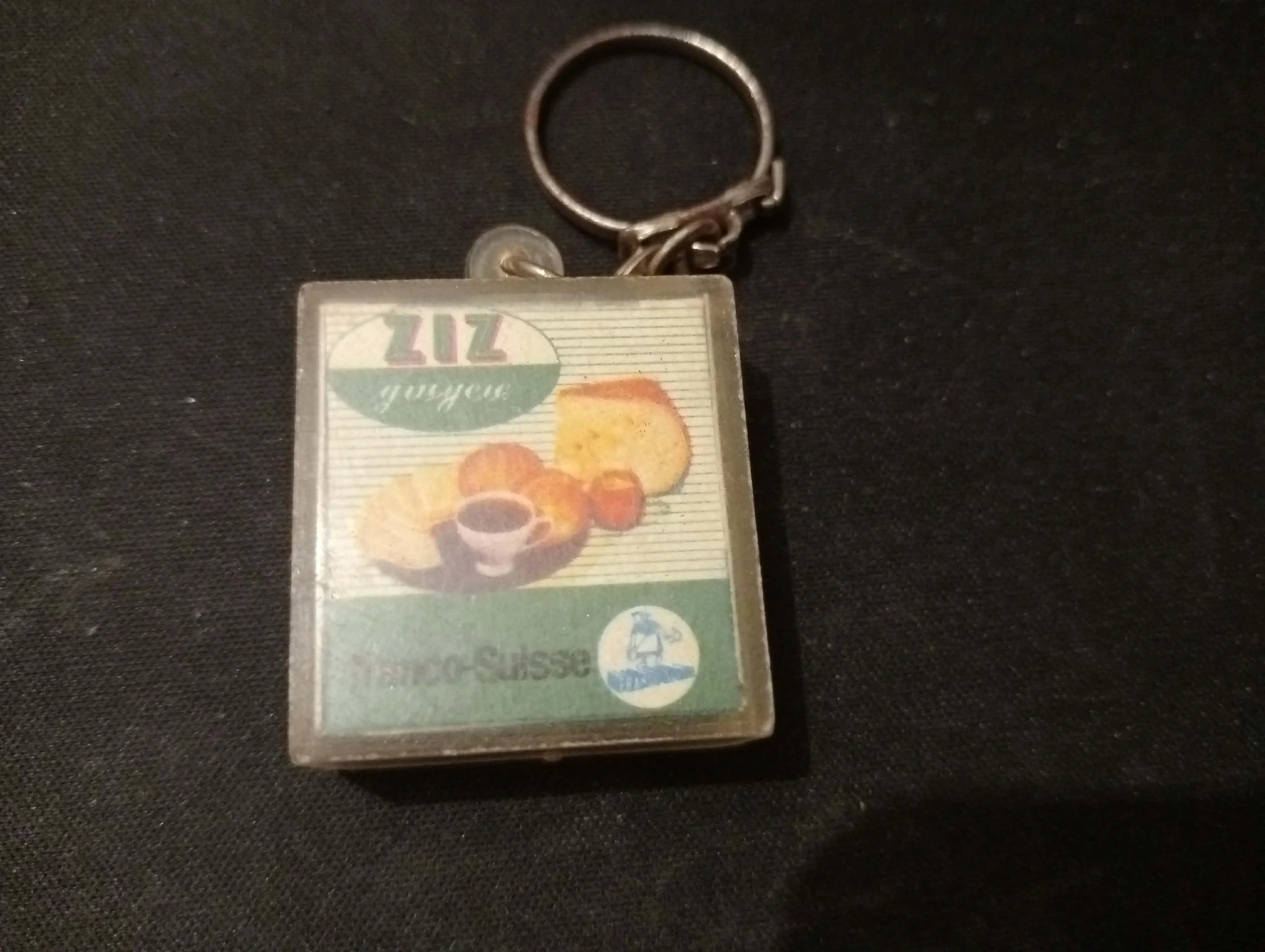 Porta-chaves publicitário ZIZ queijo gruyère – pequeno-almoço vintage – anos 60/70 – Bom estado