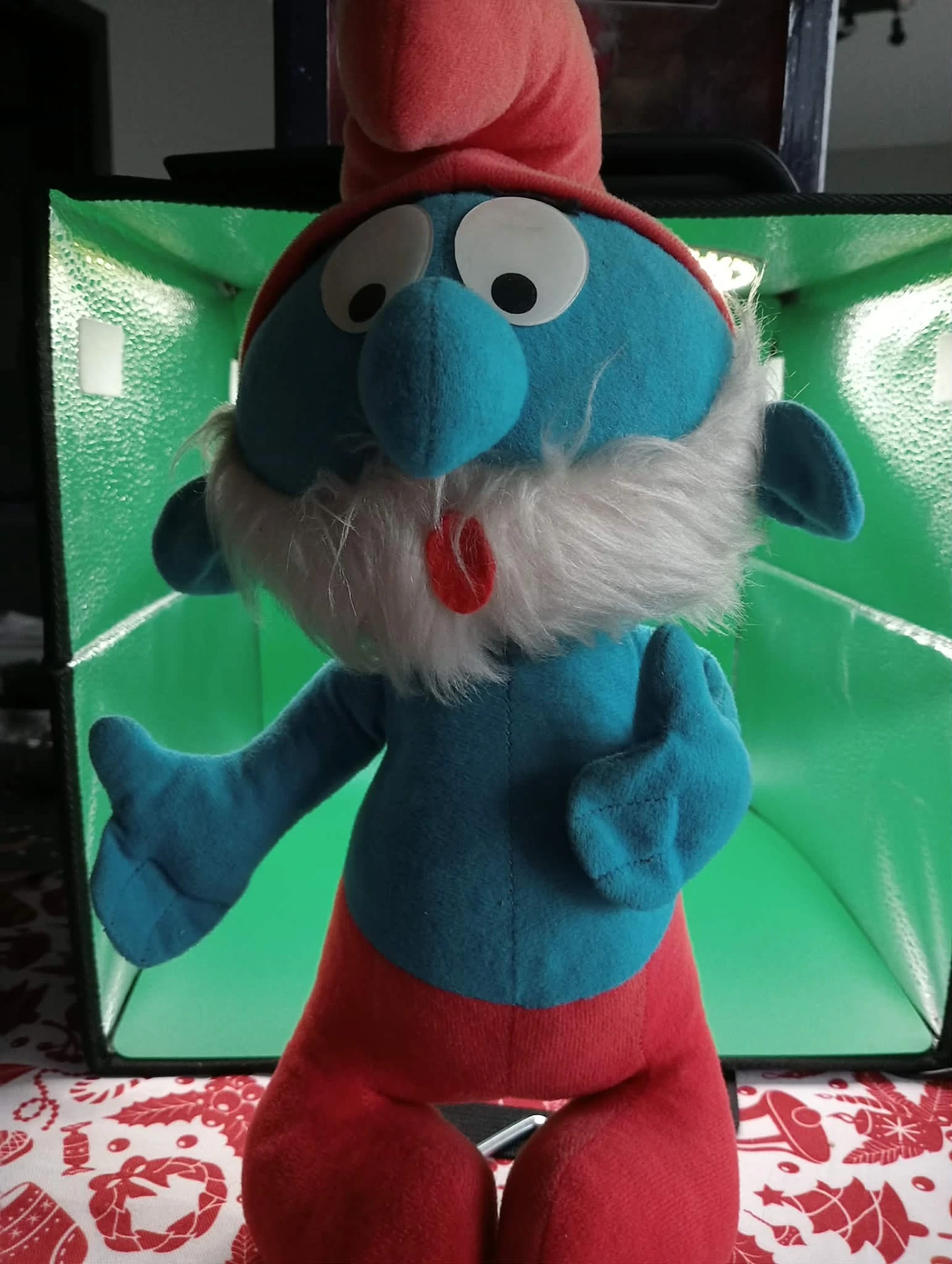 Pelúcia grande Papai Smurf – cerca de 35 cm – modelo vintage – estado médio