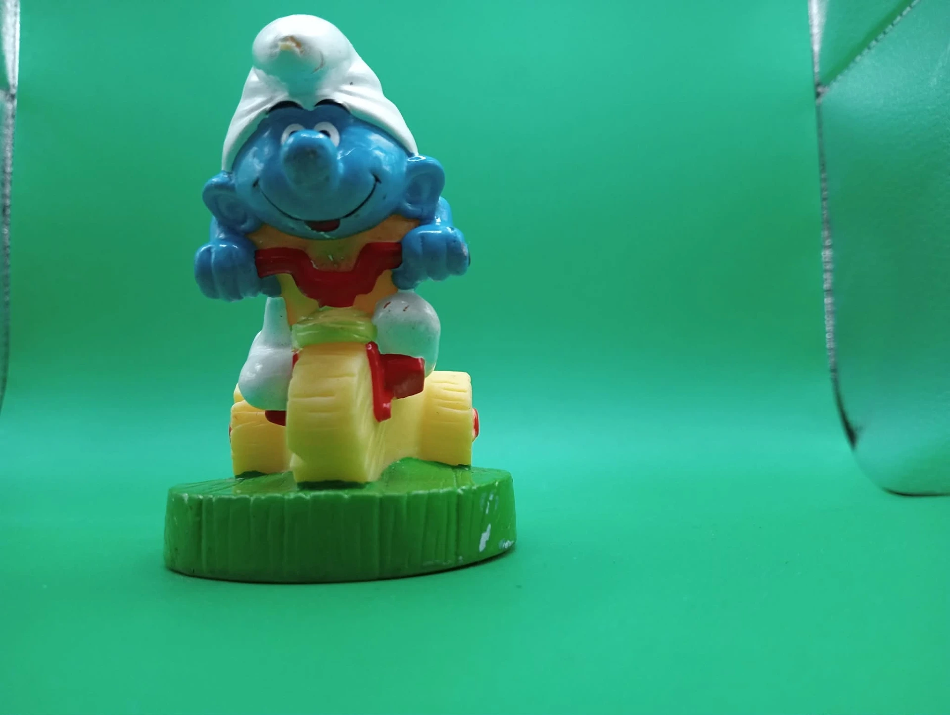 Cycling Smurf – Candy Topper BIP Holland (Peyo 1999)