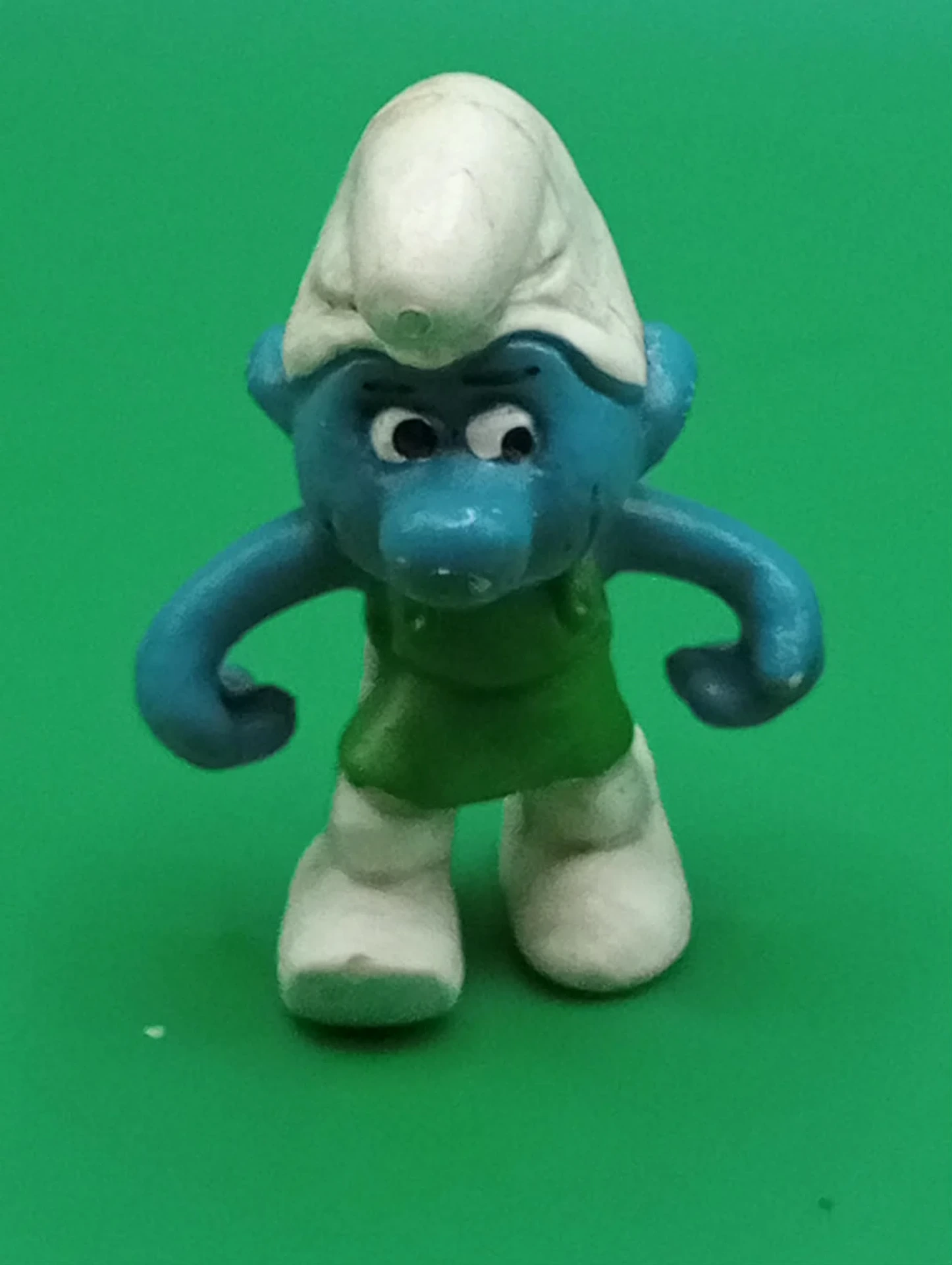 Emmerdrager Smurf “Peyo W. Germany” (zonder emmers): Kampioen van het doen-alsof