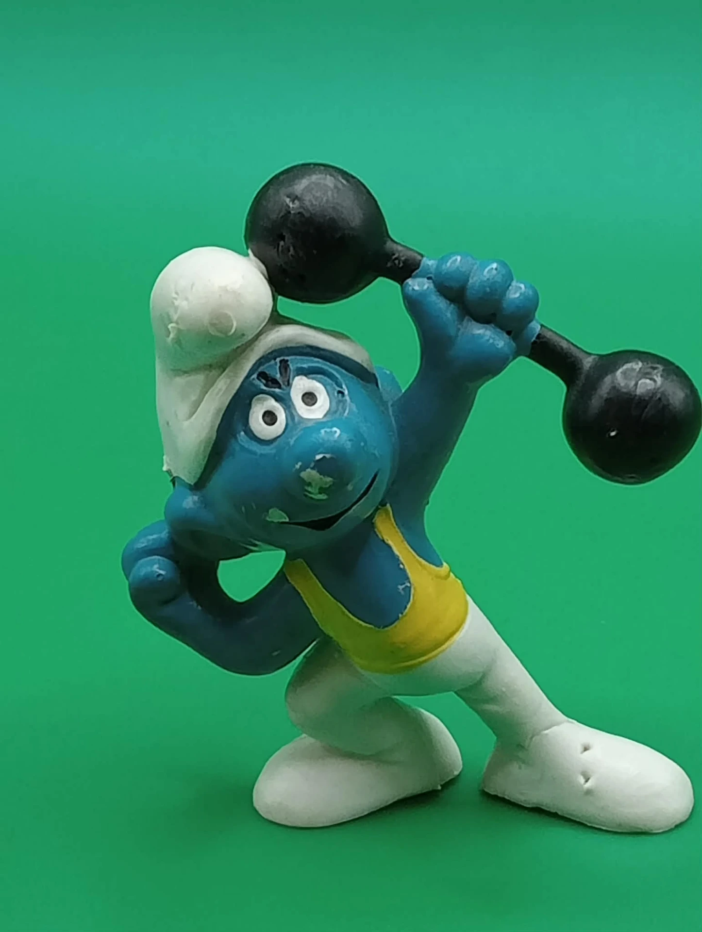 Weightlifter Smurf “Peyo made in Portugal”: The Master of Lifting... Dust