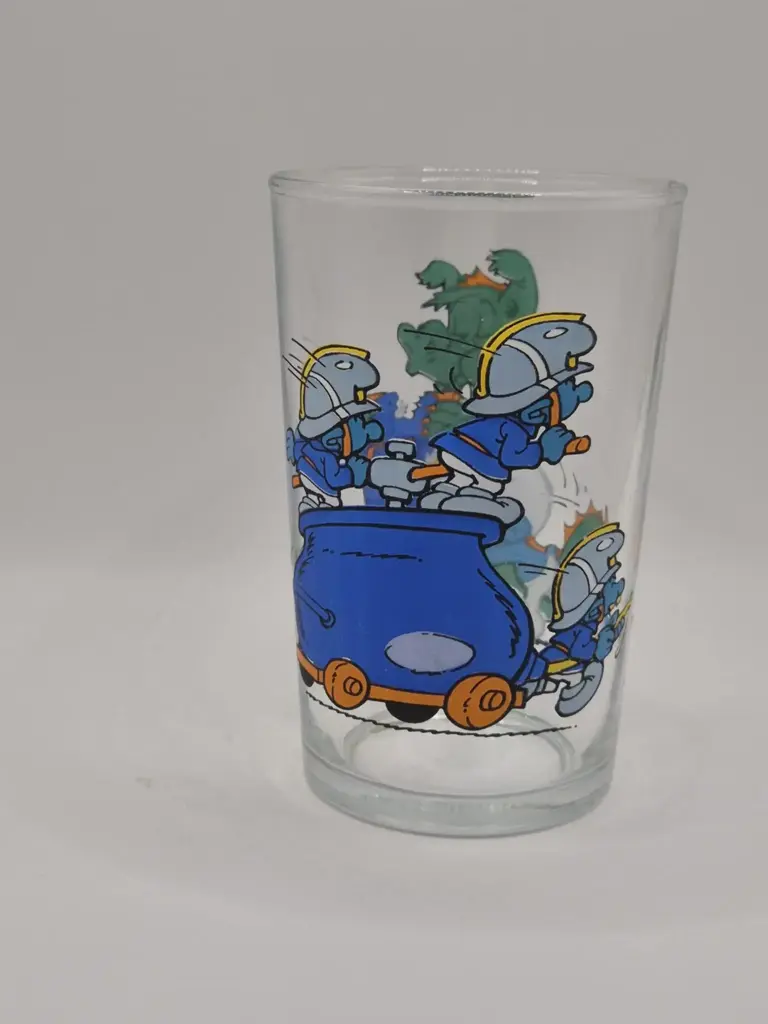 Verre Schtroumpfs pompier et dragon
