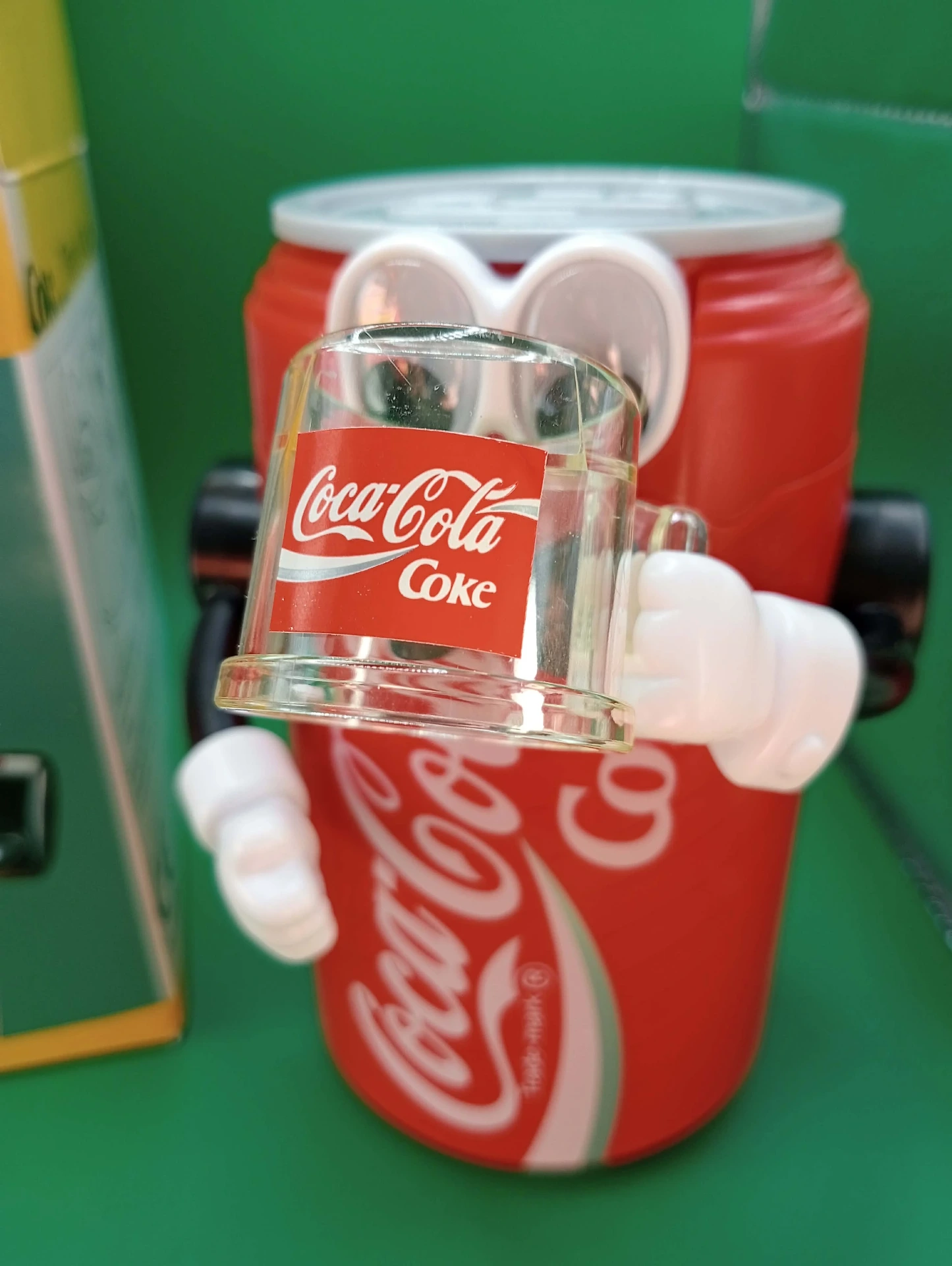 Tirelire à action Coca-Cola – Figurine canette animée vintage 1992