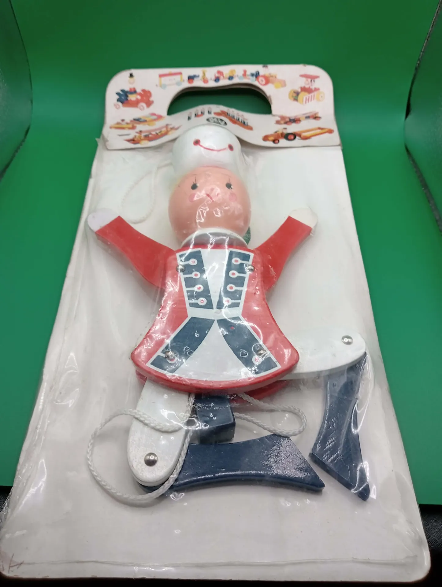 Jouet vintage Sevi 1831 – Soldat articulé à ficelle (1975–1990)