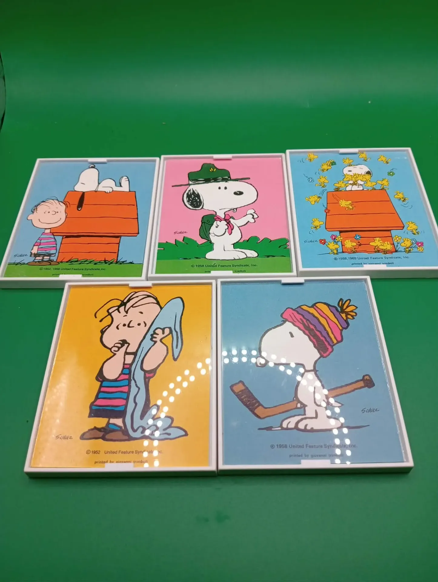 Lote de 5 Mini Marcos Peanuts – Baldosas Vintage para una Pared Nostálgica