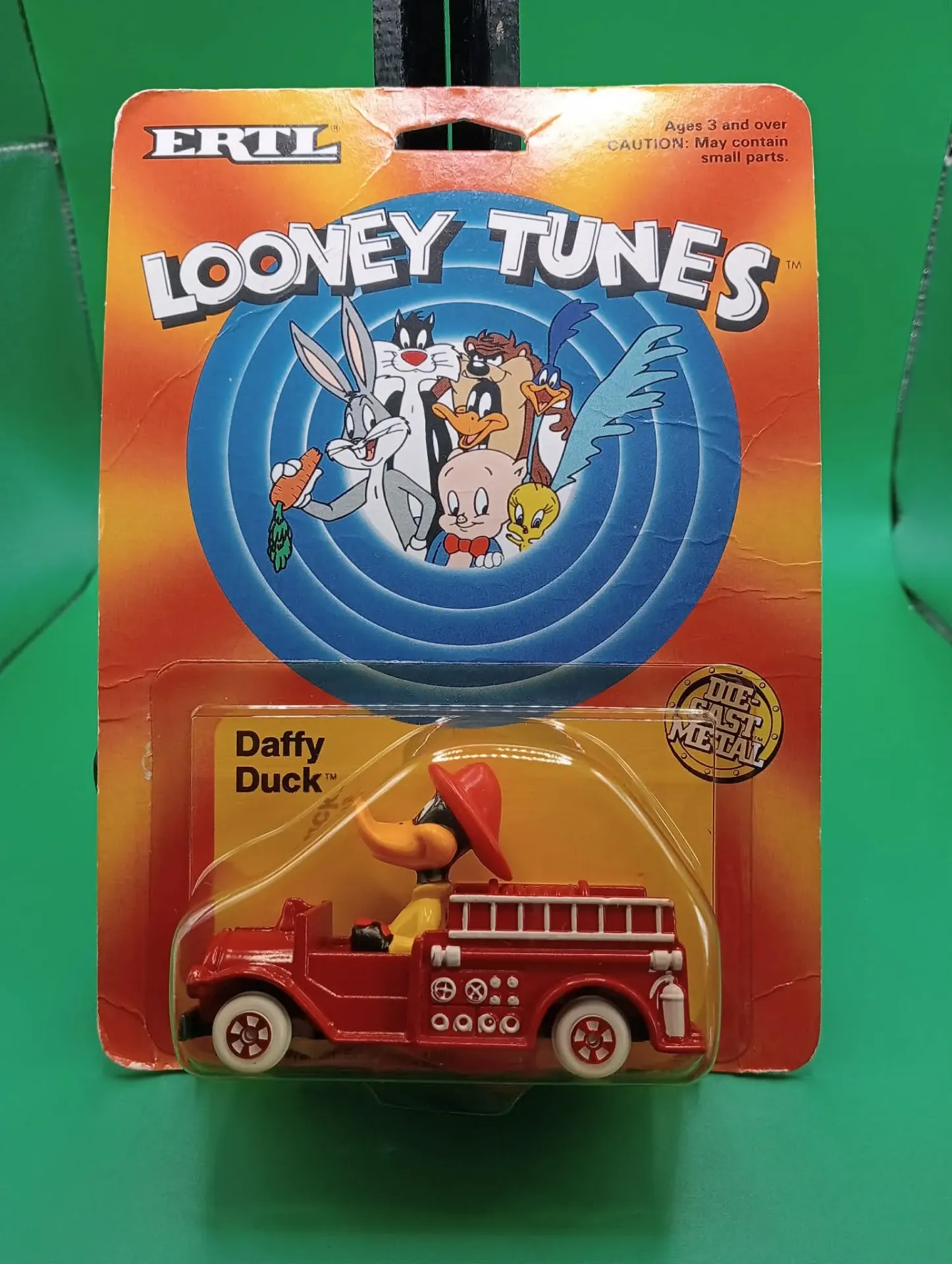 Looney Tunes ERTL – Daffy Duck Fire Truck (Die-Cast Metal) – 1989