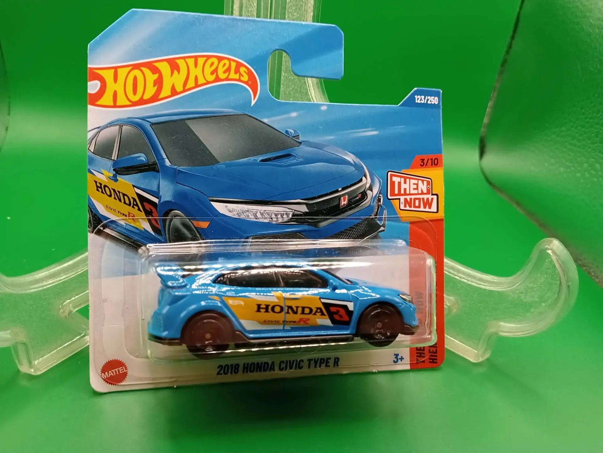 Hot Wheels — 2018 Honda Civic Type R (Then and Now) 123/250 — new on card
