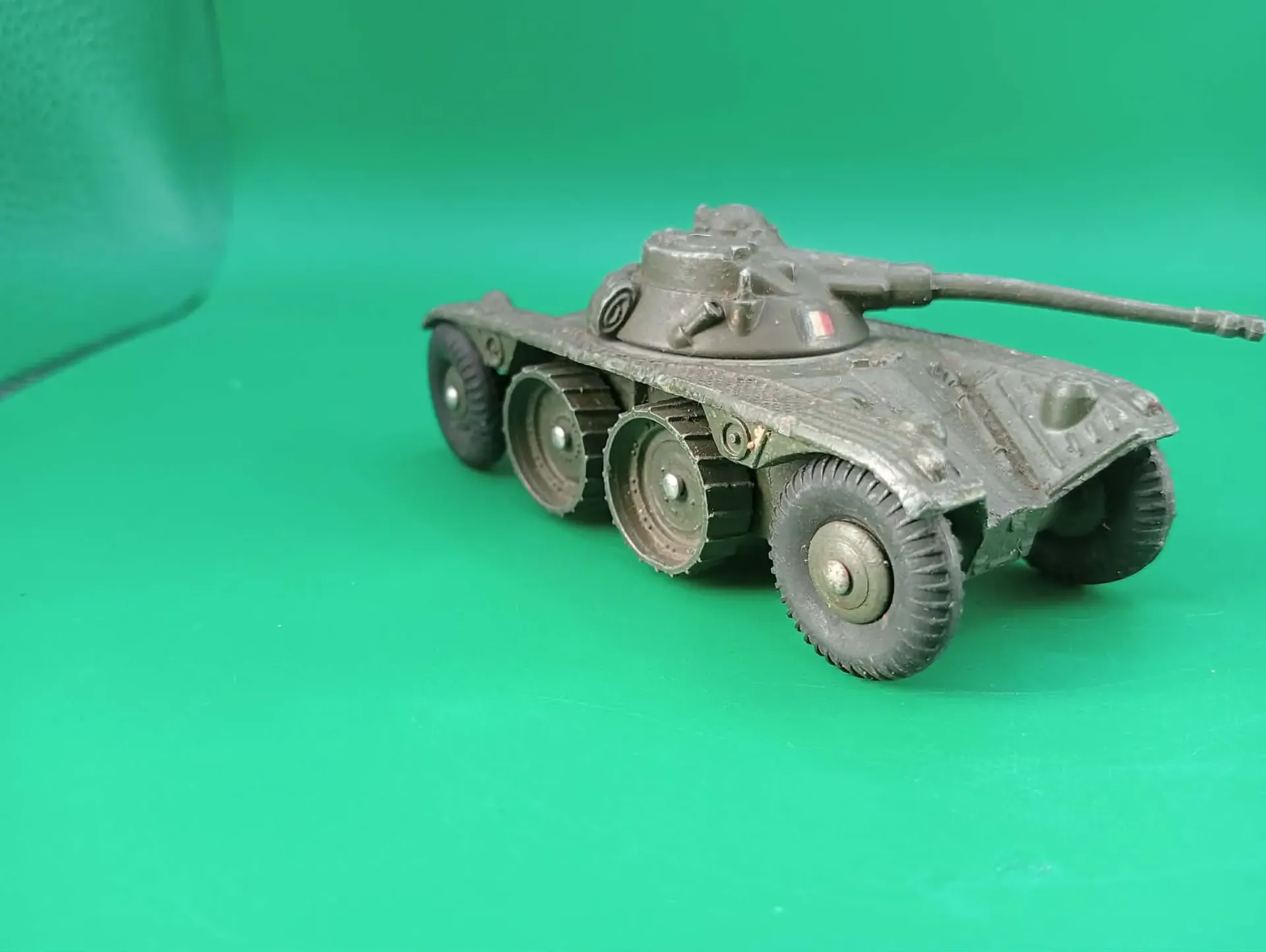 Dinky Toys E.B.R. Panhard n.º 80A – Meccano França