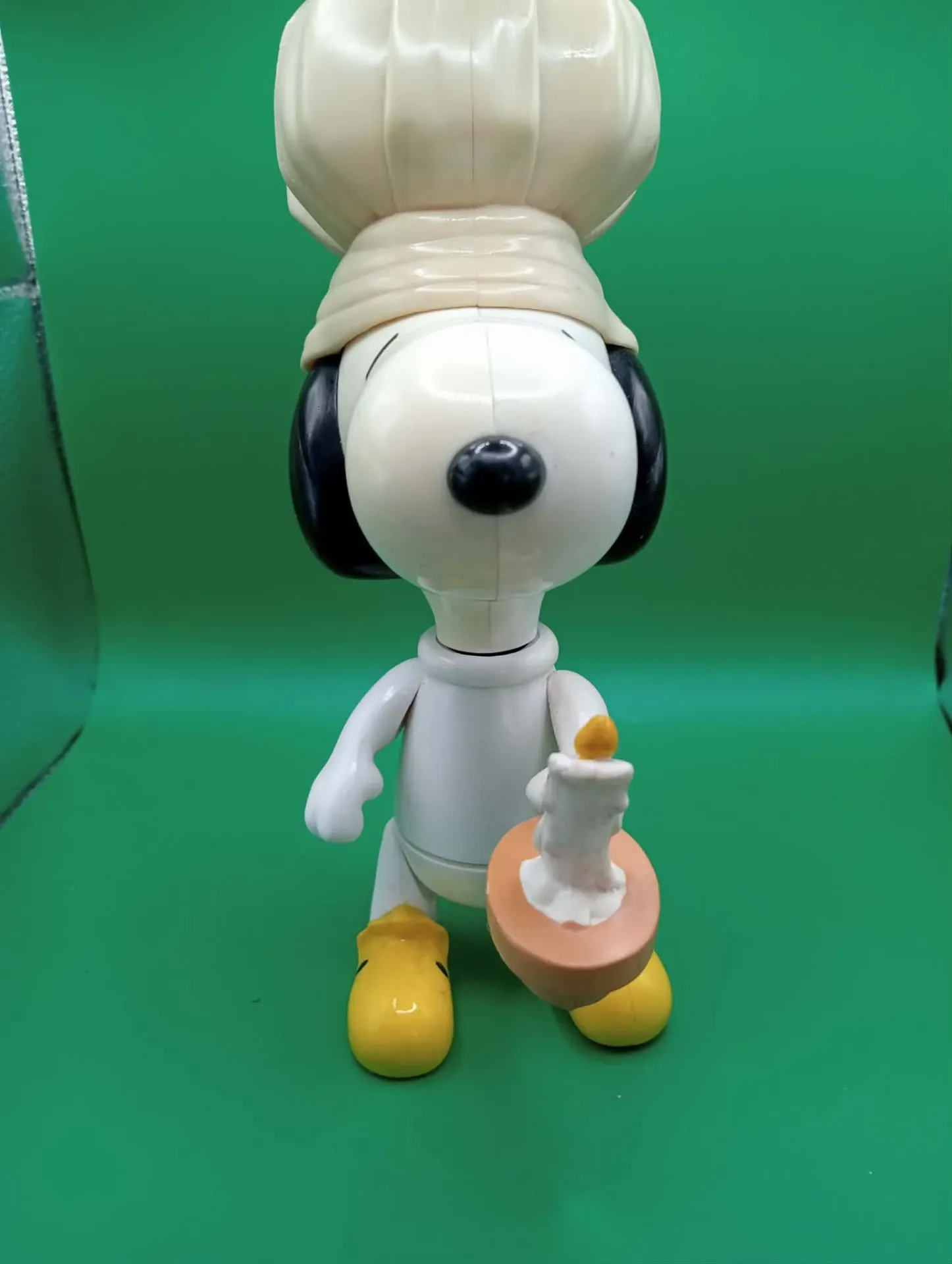 Snoopy com gorro de dormir – Figura McDonald’s 2000 – 21 cm