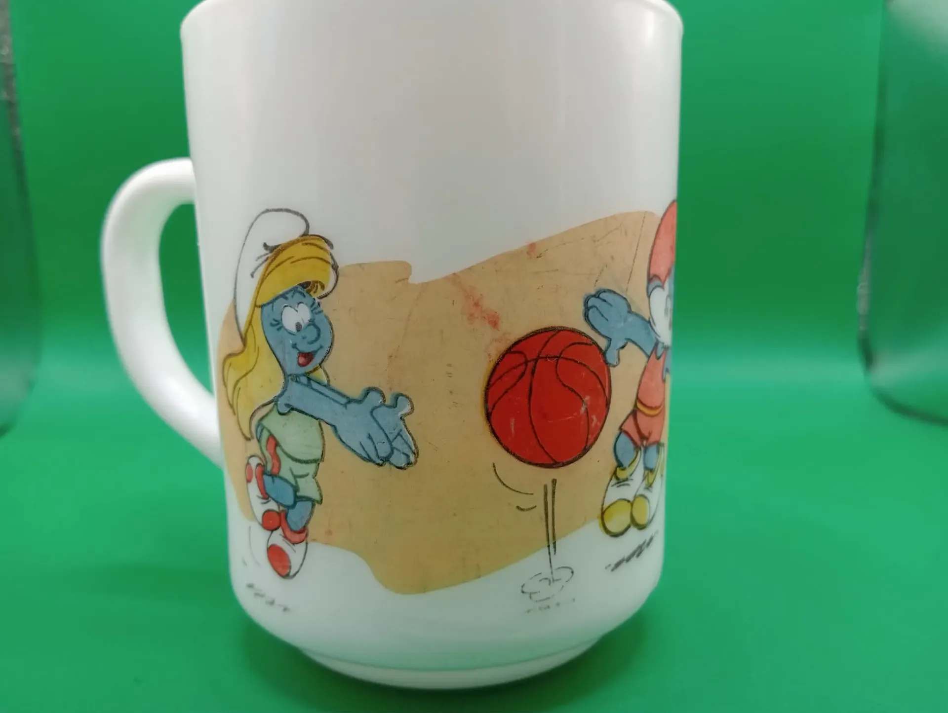 Caneca Smurfs basquete – Dixan 1991 – Cores gastas
