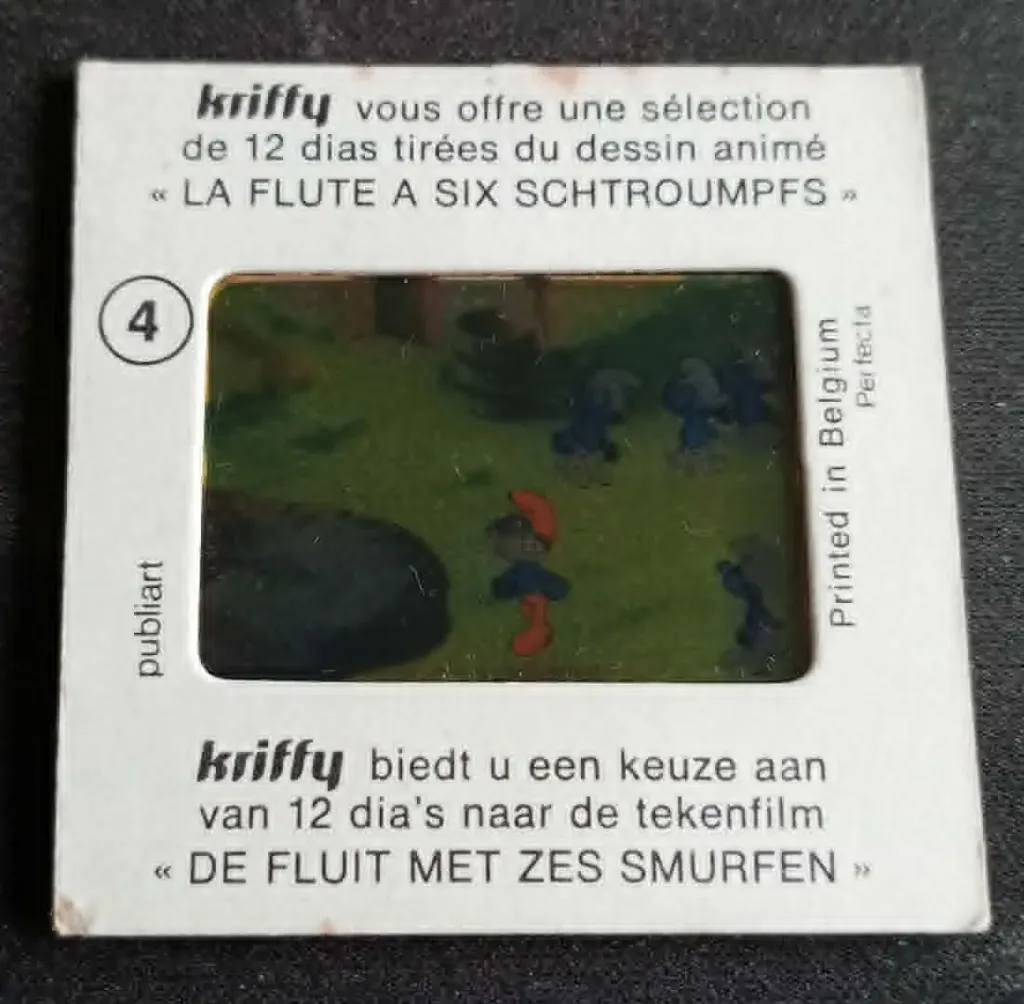 Diapositivo Kriffy n.º 4 – A Flauta dos Seis Smurfs – Publiart / Perfecta – Bélgica 1975